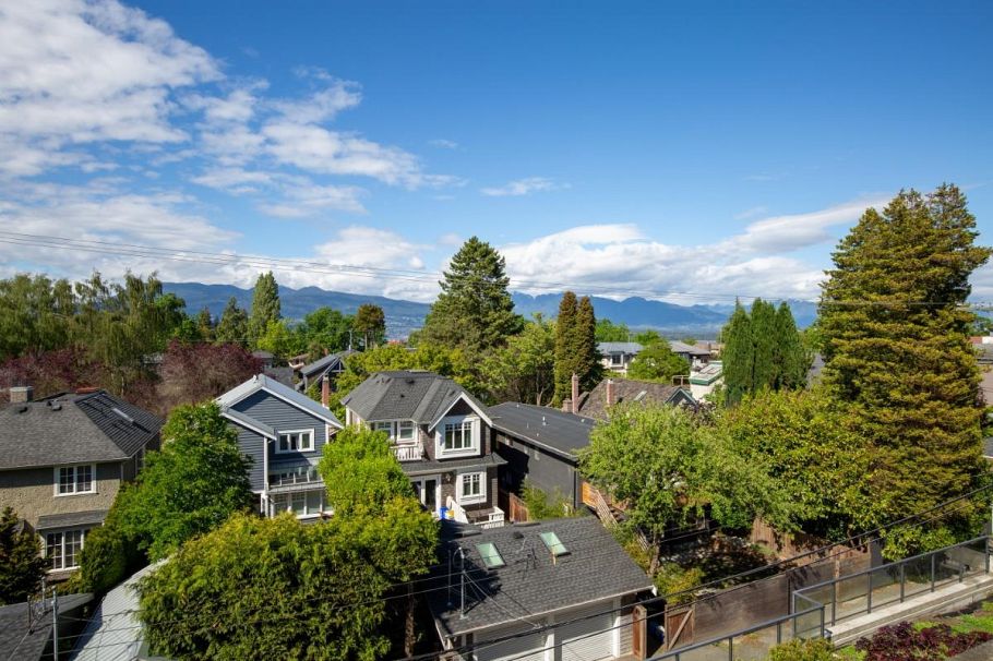 309 4355 W 10th Avenue Vancouver, BC - 9