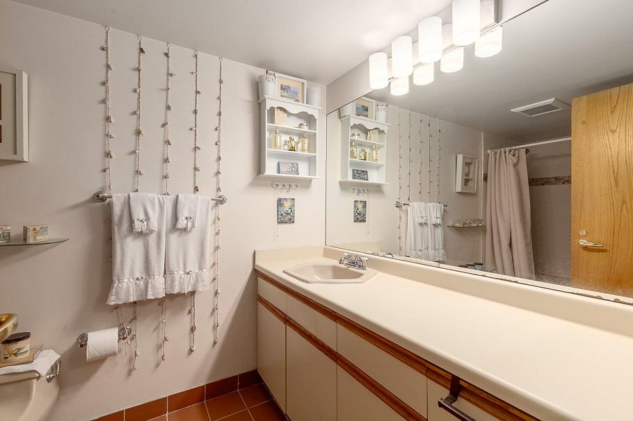 411 1450 Pennyfarthing Drive Vancouver, BC - 18