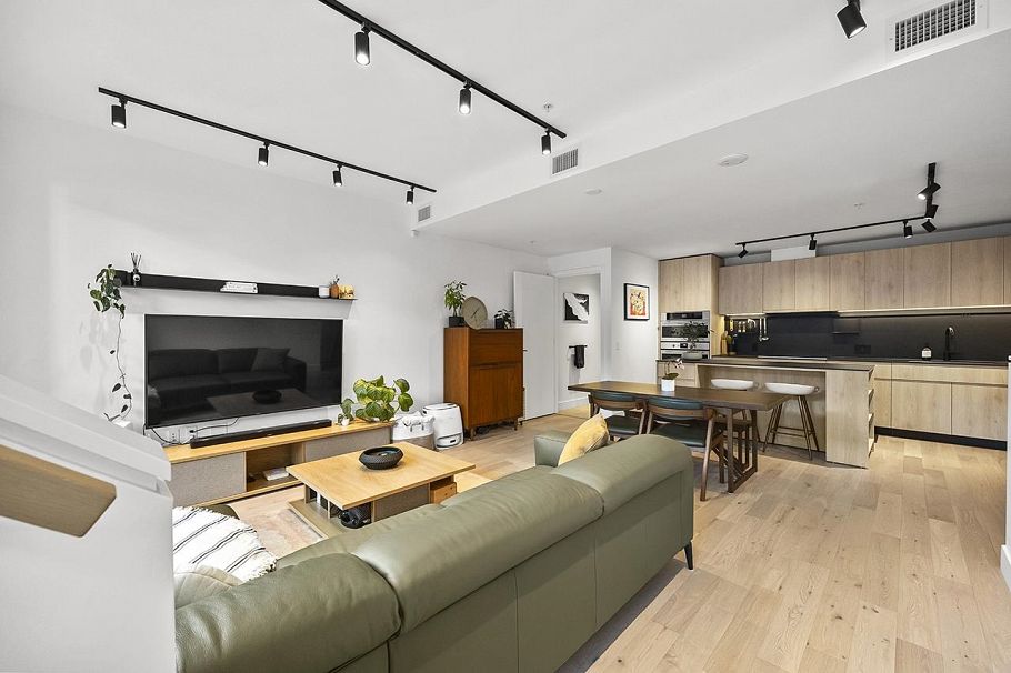 3956 Dumfries Street Vancouver, BC - 8