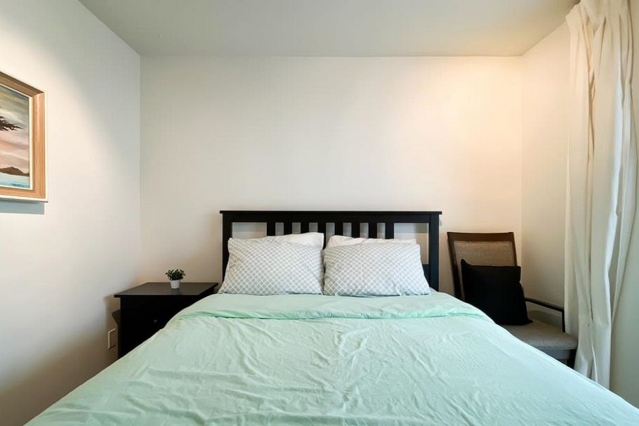 316 W Queens Road North Vancouver, BC - 21