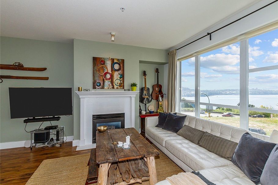 302 3608 Deercrest Drive North Vancouver, BC - 14