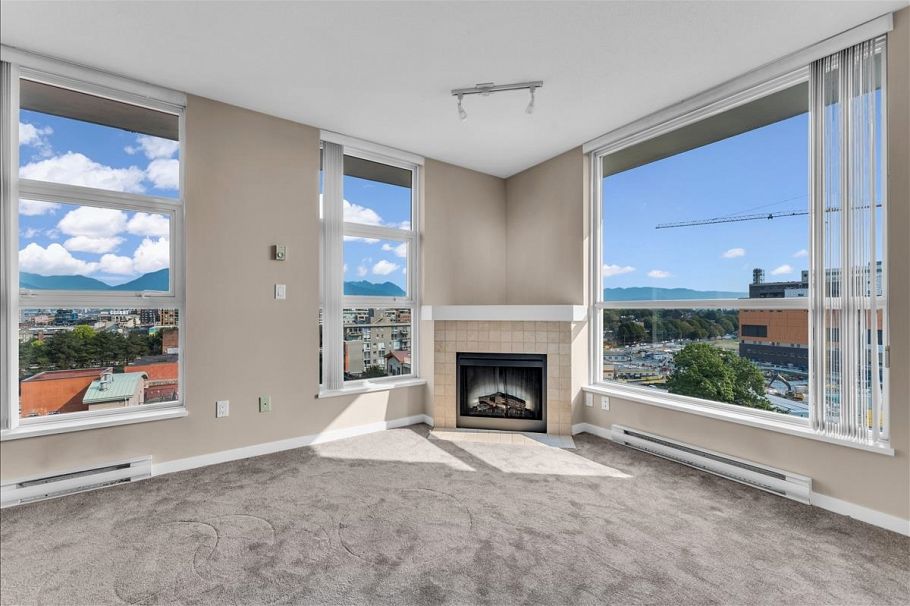 1202 189 National Avenue Vancouver, BC - 3