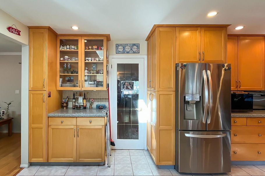 3651 Garibaldi Drive North Vancouver, BC - 9