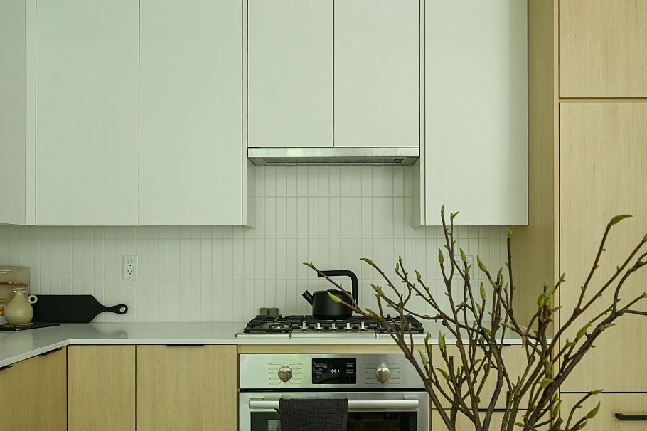 207 2045 Heritage Park Lane North Vancouver, BC - 14