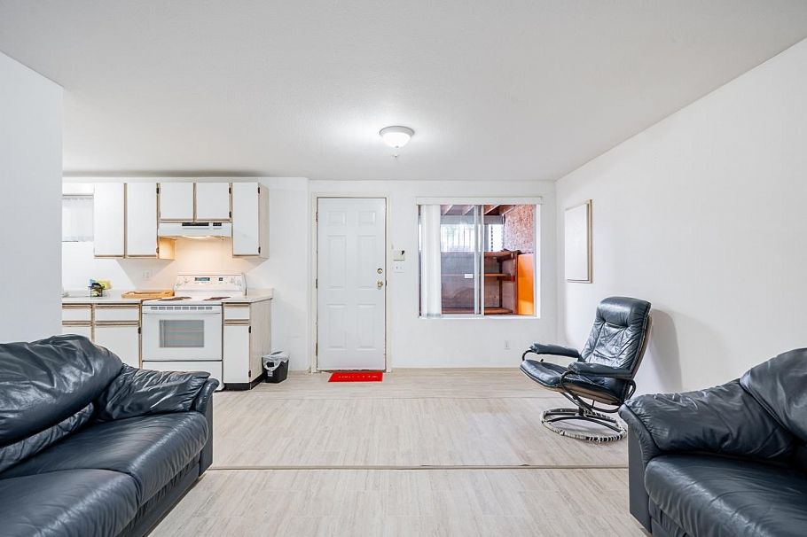 4111 Rupert Street Vancouver, BC - 22