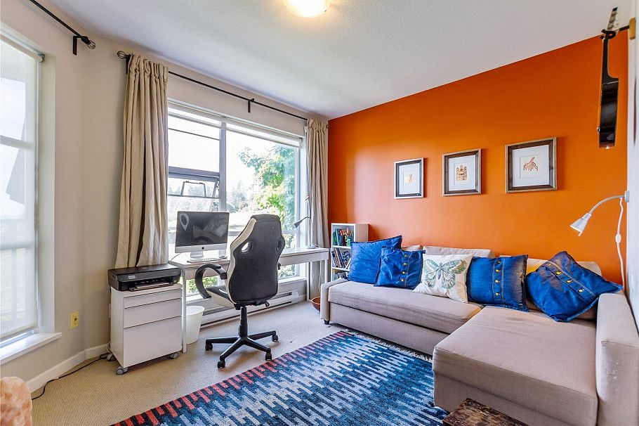 302 3608 Deercrest Drive North Vancouver, BC - 18