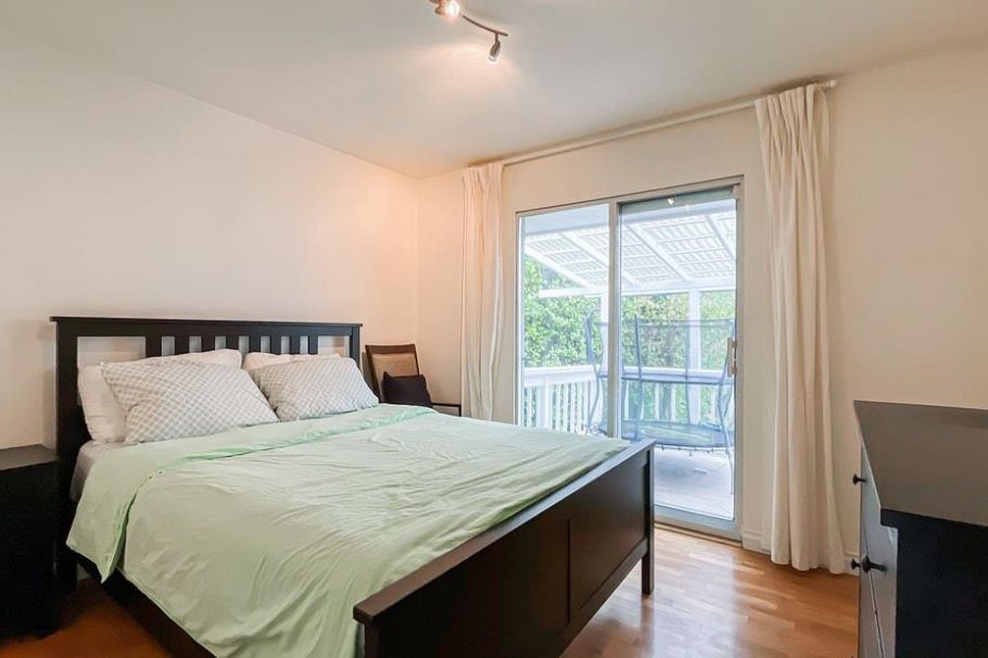 316 W Queens Road North Vancouver, BC - 17