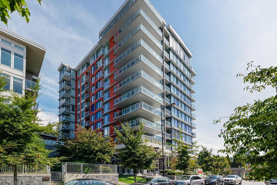605 3281 E Kent Avenue North Vancouver, BC - 1