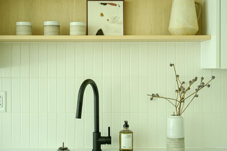 207 2045 Heritage Park Lane North Vancouver, BC - 18