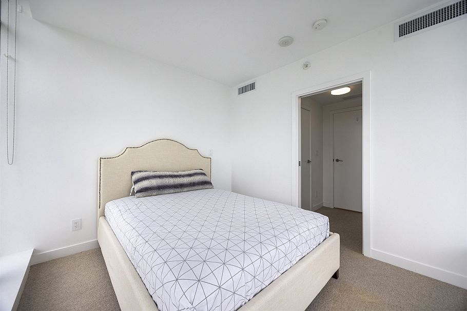 1709 2221 E 30 Avenue Vancouver, BC - 14