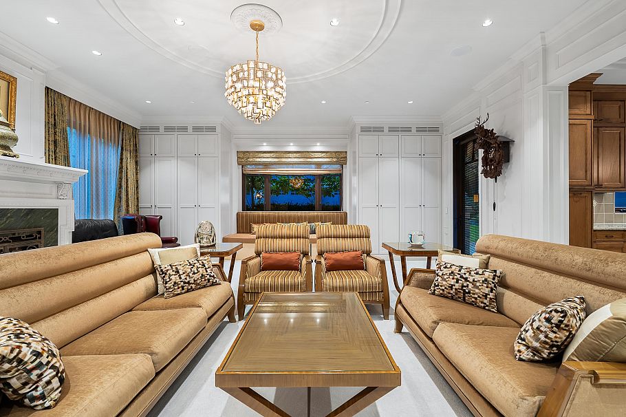 1980 Cedar Crescent Vancouver, BC - 9