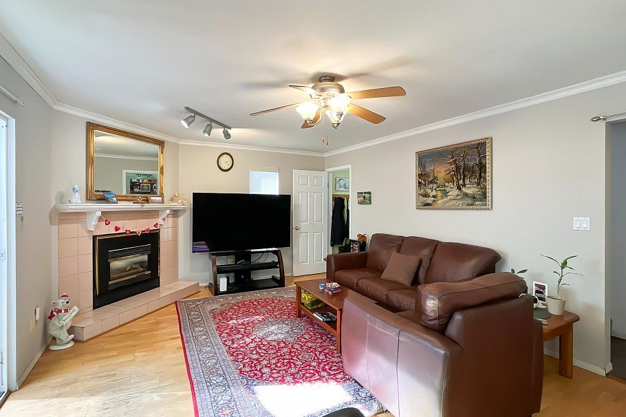 3651 Garibaldi Drive North Vancouver, BC - 12