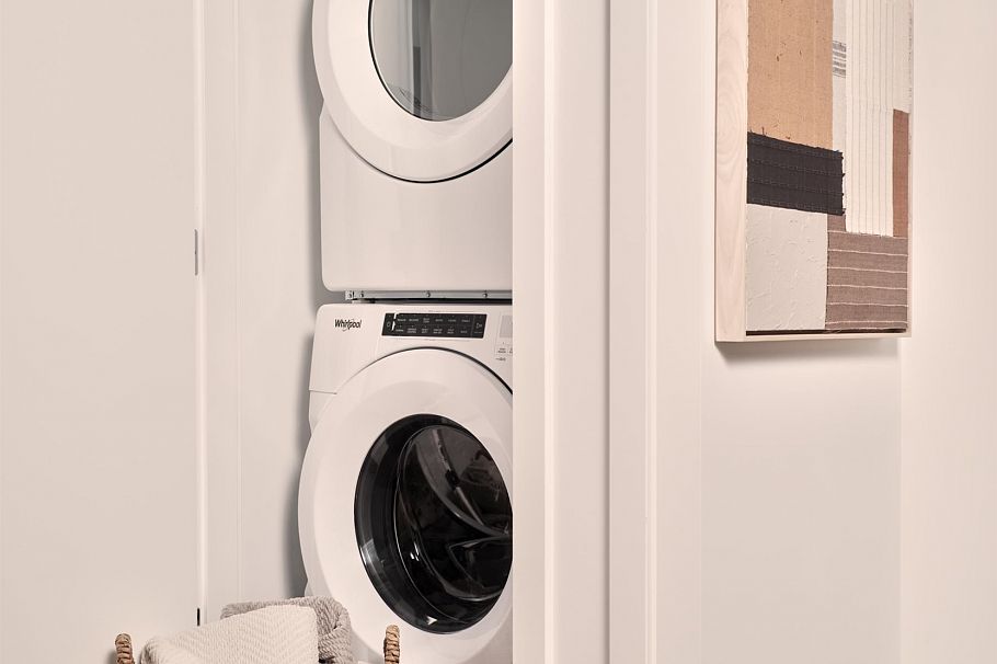 311 1680 E 12th Avenue Vancouver, BC - 7