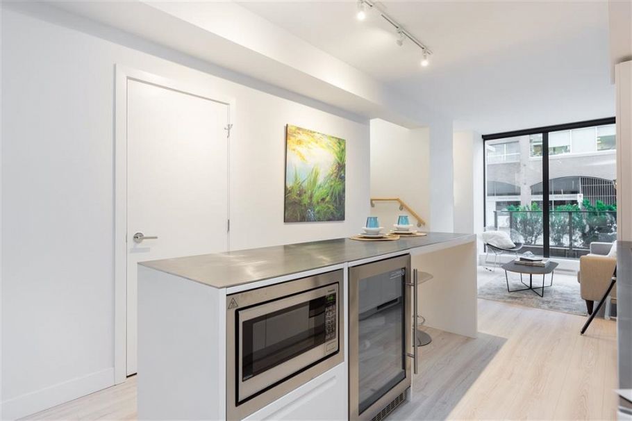 1135 Hornby Street Vancouver, BC - 13