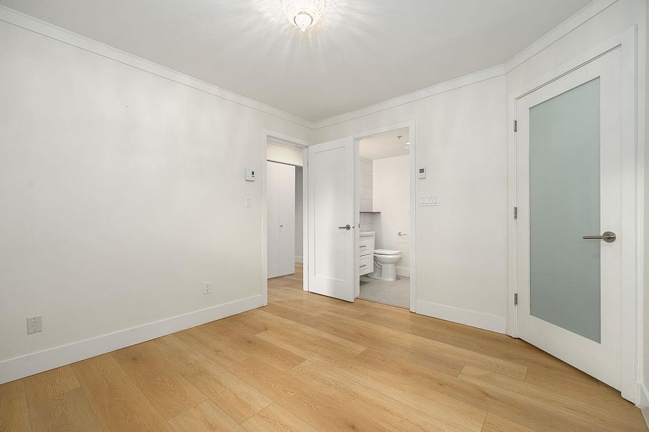 101 1959 W 2nd Avenue Vancouver, BC - 11