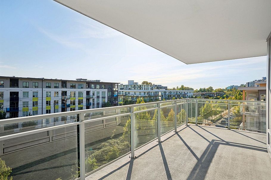 605 3281 E Kent Avenue North Vancouver, BC - 25