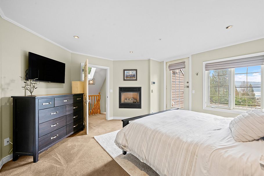 4622 Cove Cliff Road North Vancouver, BC - 21