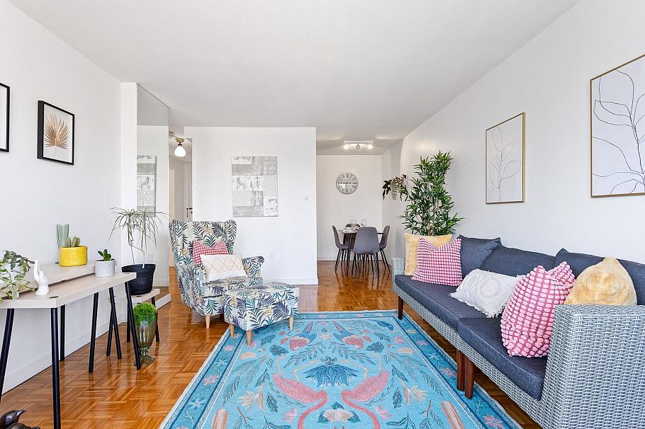 601 1850 Comox Street Vancouver, BC - 5