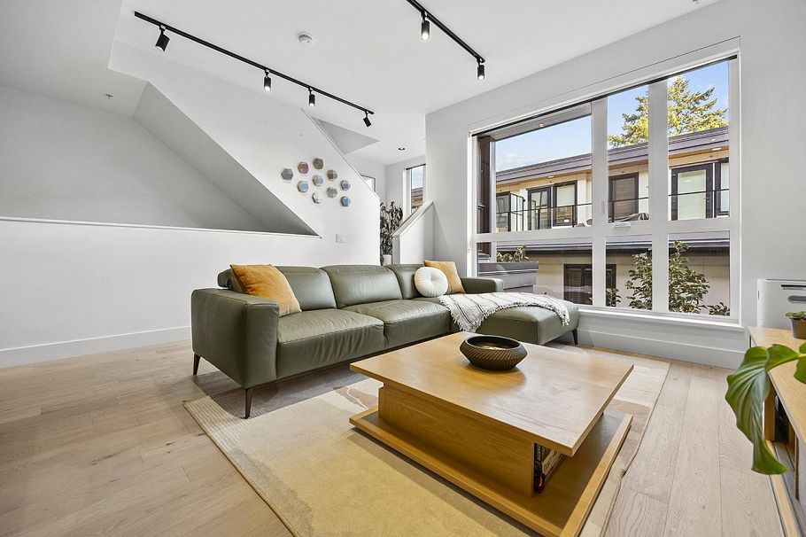 3956 Dumfries Street Vancouver, BC - 7