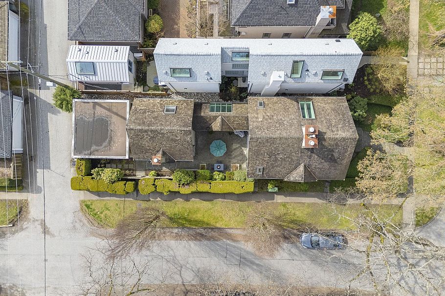 3502 W 18th Avenue Vancouver, BC - 31