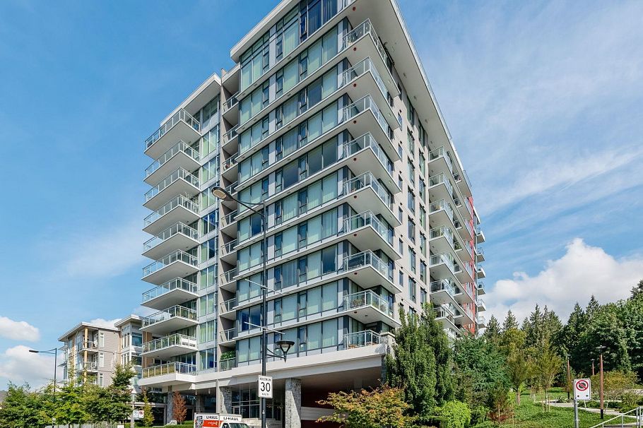 605 3281 E Kent Avenue North Vancouver, BC - 2