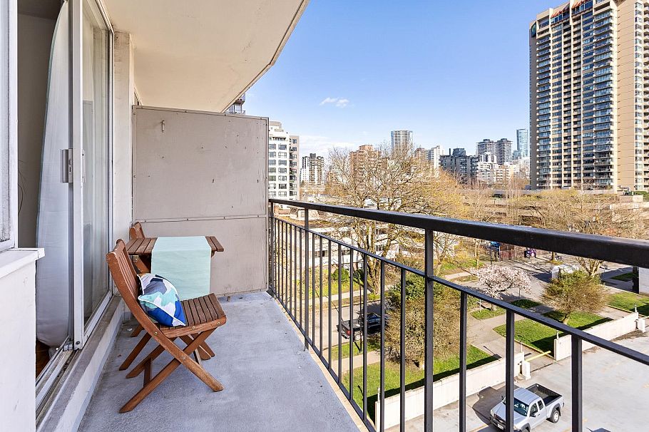 601 1850 Comox Street Vancouver, BC - 11