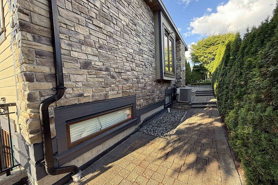 7689 Jasper Crescent Vancouver, BC - 15