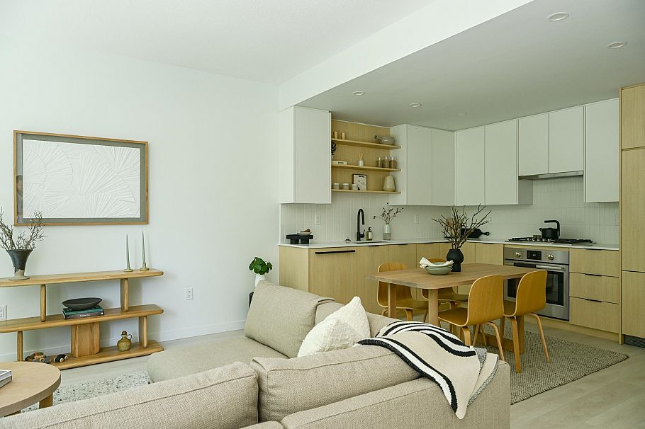 207 2045 Heritage Park Lane North Vancouver, BC - 1