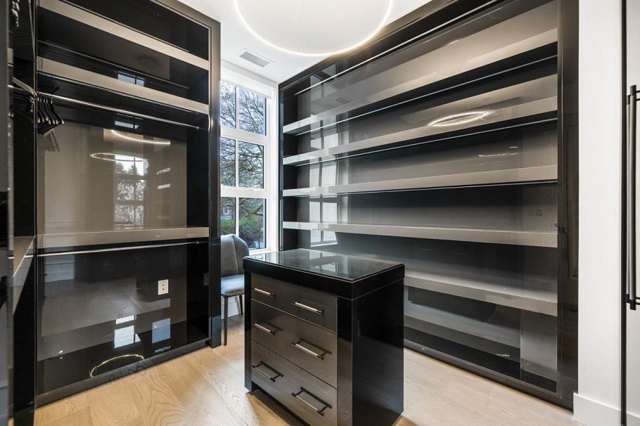 204 1009 Laurier Avenue Vancouver, BC - 24