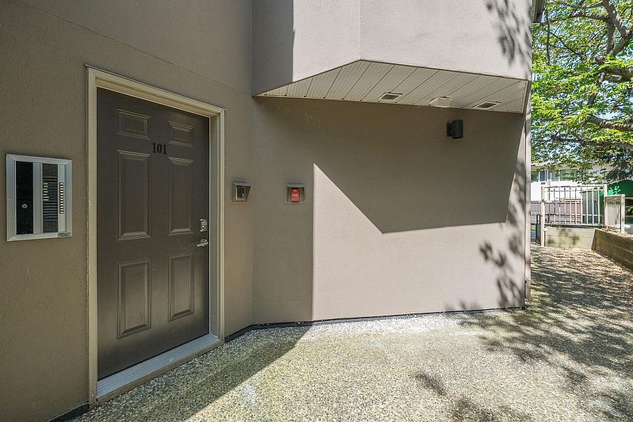 101 1959 W 2nd Avenue Vancouver, BC - 17