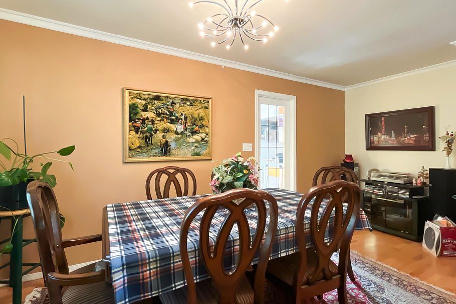 3651 Garibaldi Drive North Vancouver, BC - 5