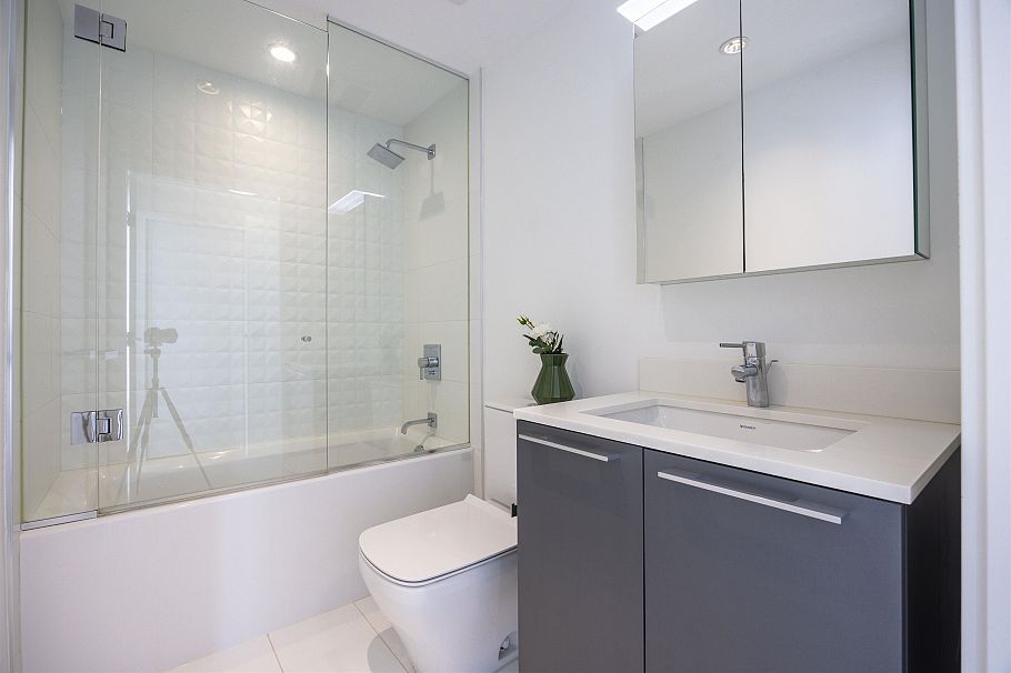 1709 2221 E 30 Avenue Vancouver, BC - 16