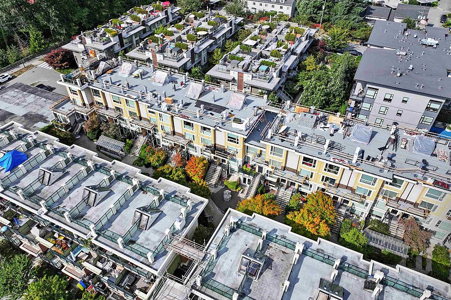 45 728 W 14th Street North Vancouver, BC - 29