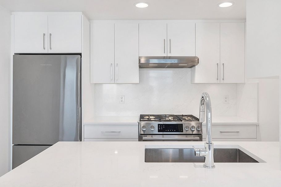 1608 198 Aquarius Mews Vancouver, BC - 15