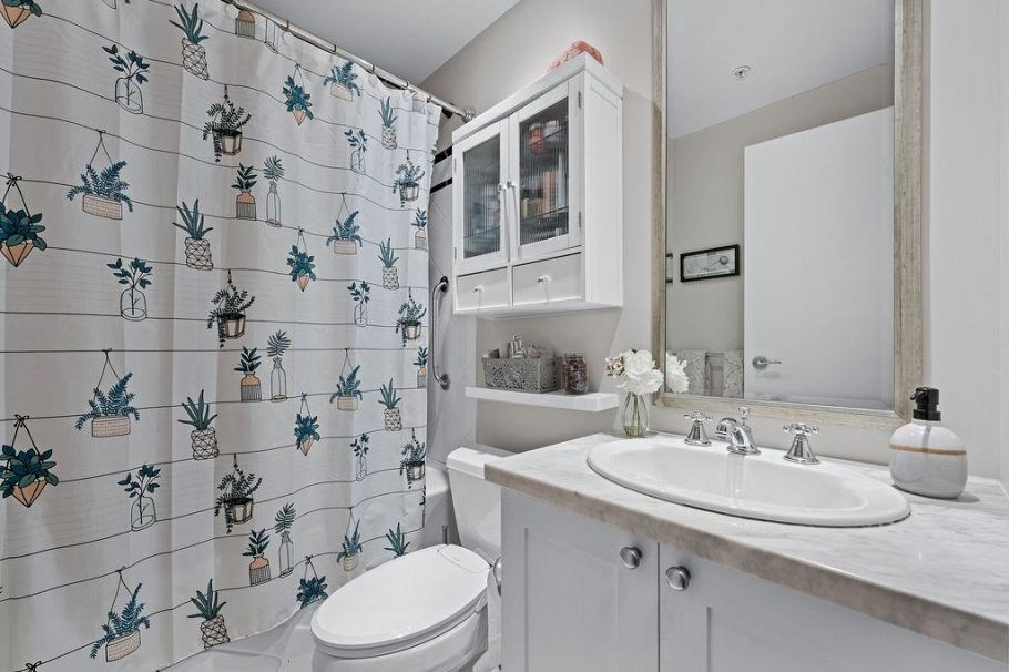 103 170 W 1st Street North Vancouver, BC - 20