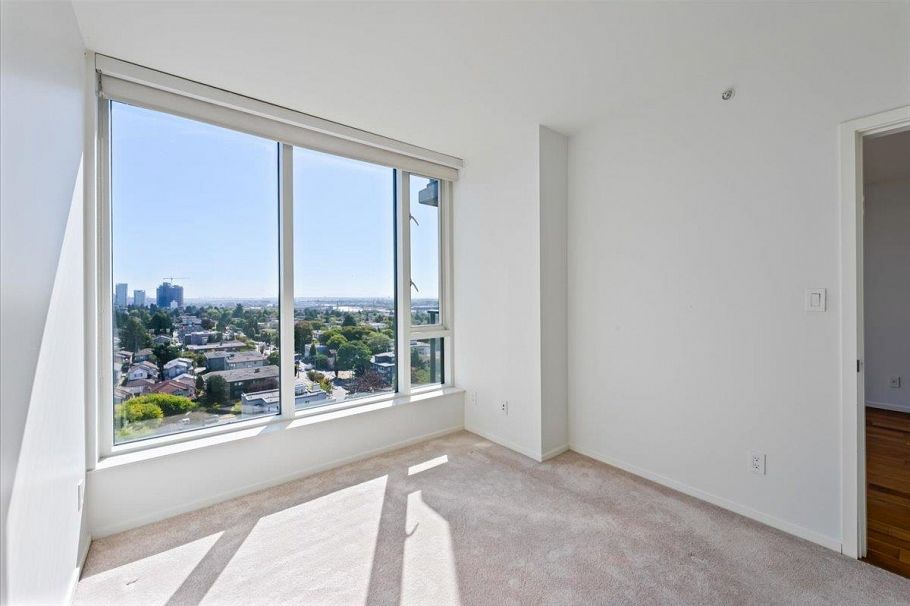 1507 8555 Granville Street Vancouver, BC - 16