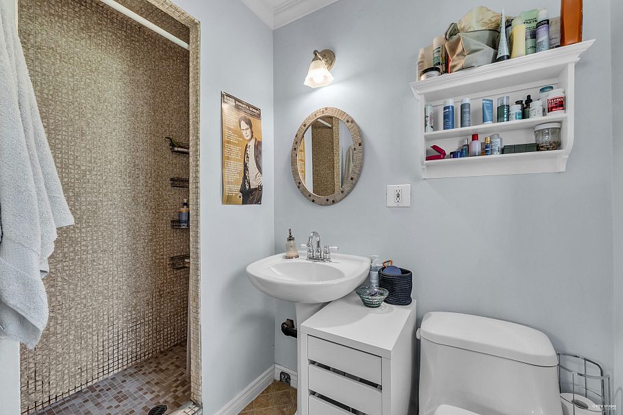 3636 W 18th Avenue Vancouver, BC - 3