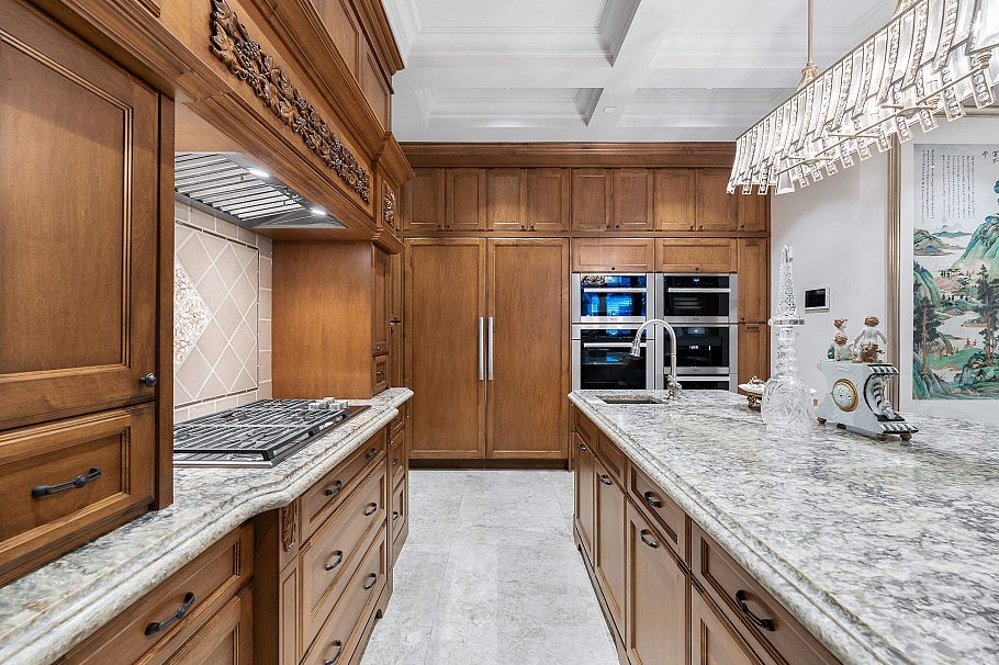 1980 Cedar Crescent Vancouver, BC - 12