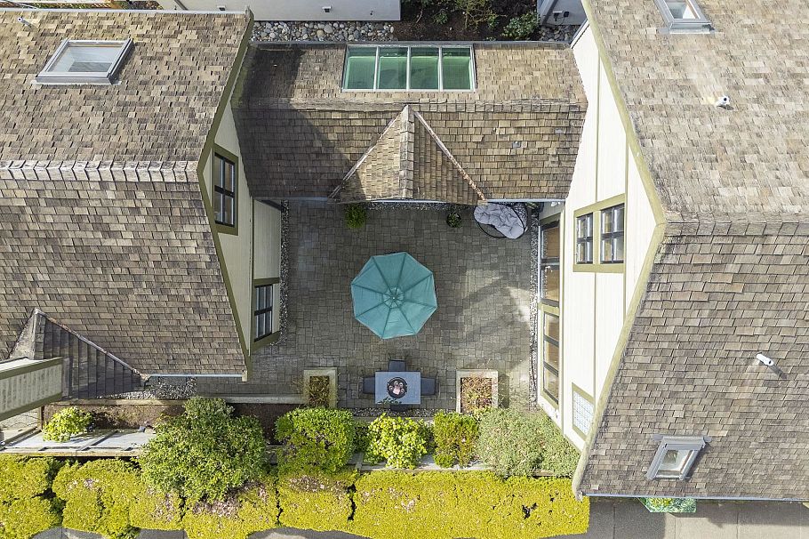 3502 W 18th Avenue Vancouver, BC - 30