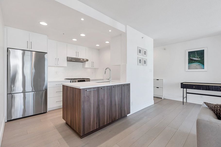 1608 198 Aquarius Mews Vancouver, BC - 13