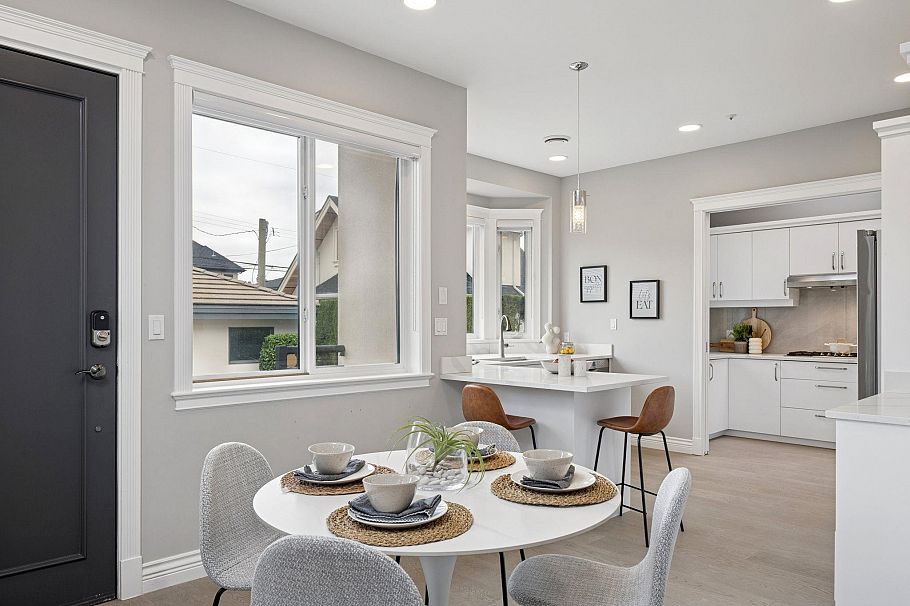 2236 W 20th Avenue Vancouver, BC - 8