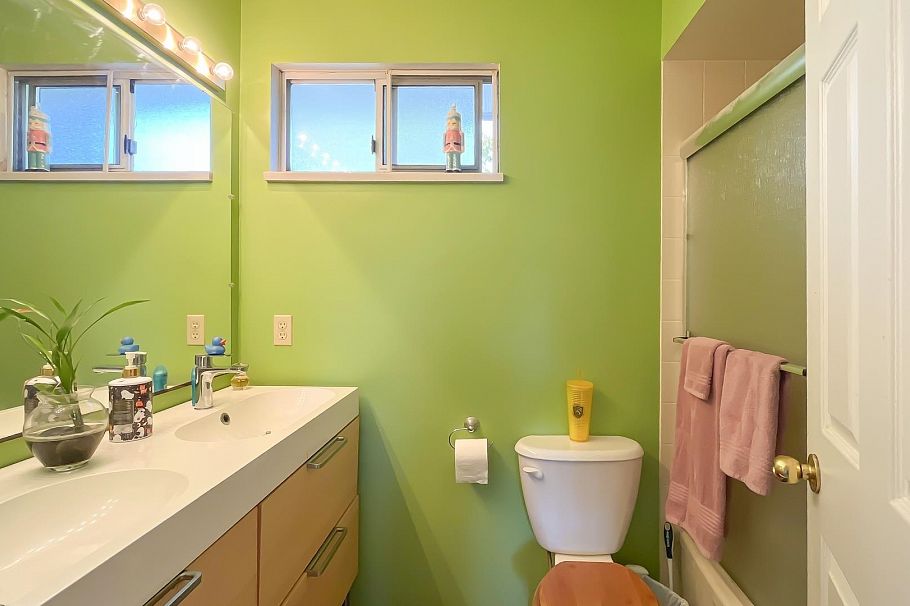 3651 Garibaldi Drive North Vancouver, BC - 29