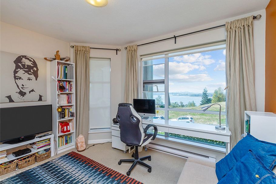 302 3608 Deercrest Drive North Vancouver, BC - 19