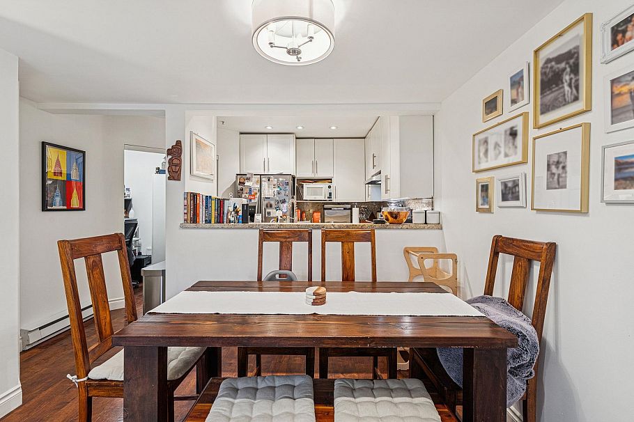 11 2375 W Broadway Vancouver, BC - 11