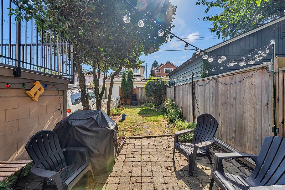 3636 W 18th Avenue Vancouver, BC - 31