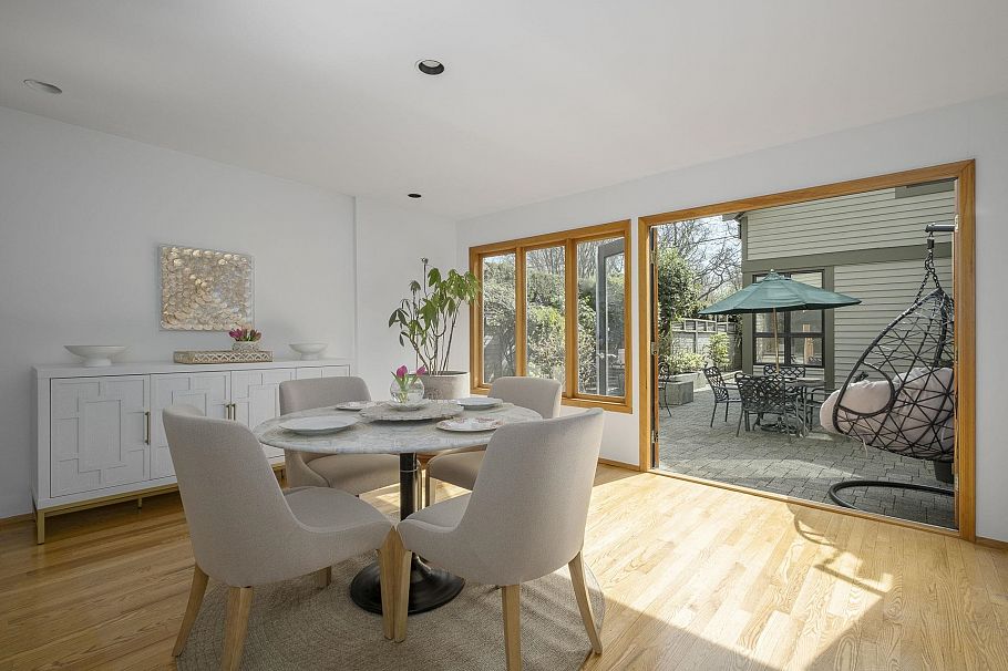 3502 W 18th Avenue Vancouver, BC - 10