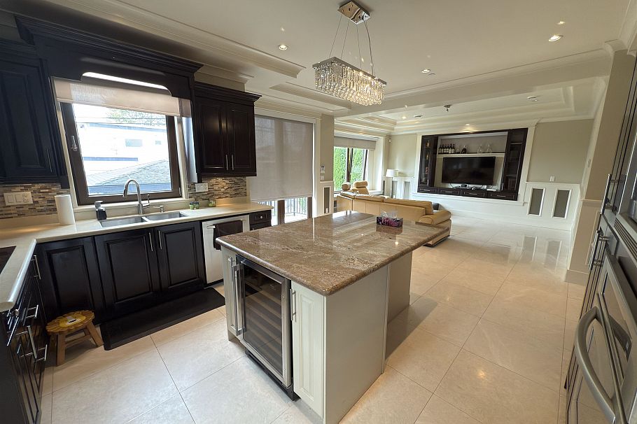 7689 Jasper Crescent Vancouver, BC - 8