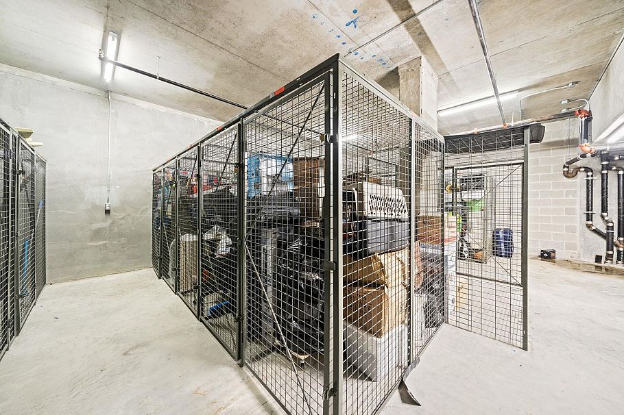 1808 8555 Granville Street Vancouver, BC - 32