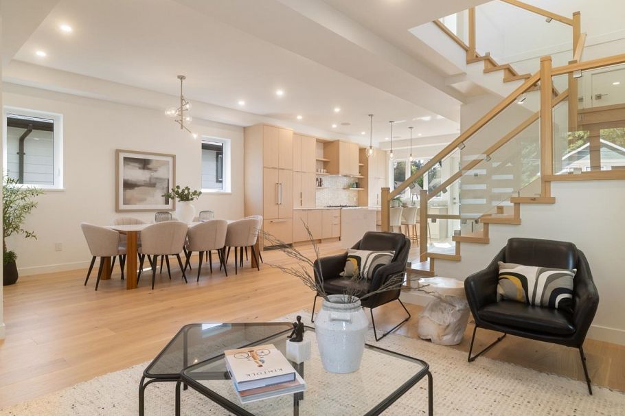 619 E 22nd Street North Vancouver, BC - 9