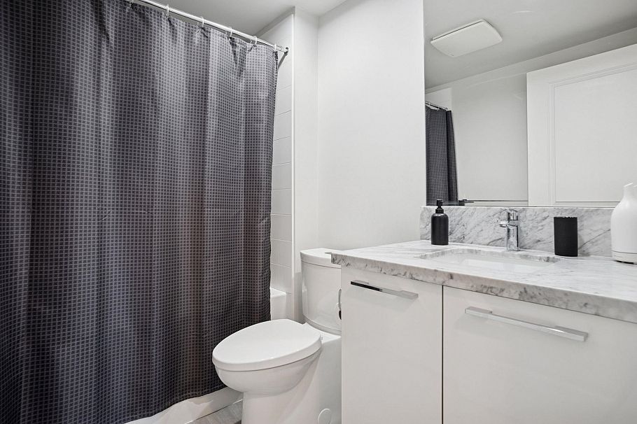 605 3281 E Kent Avenue North Vancouver, BC - 23